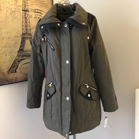 guess army green jacket